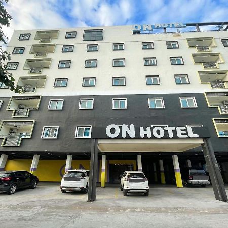 On Hotel Friendship อังเฮเลส ภายนอก รูปภาพ