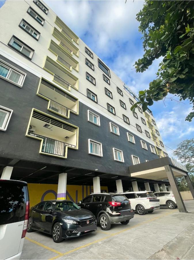 On Hotel Friendship อังเฮเลส ภายนอก รูปภาพ